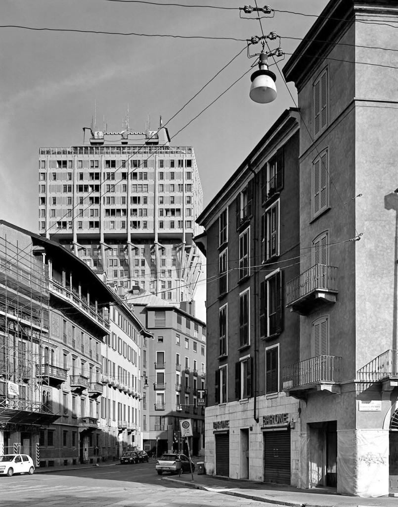 da " Sguardi contemporanei "Torre velasca  Milano